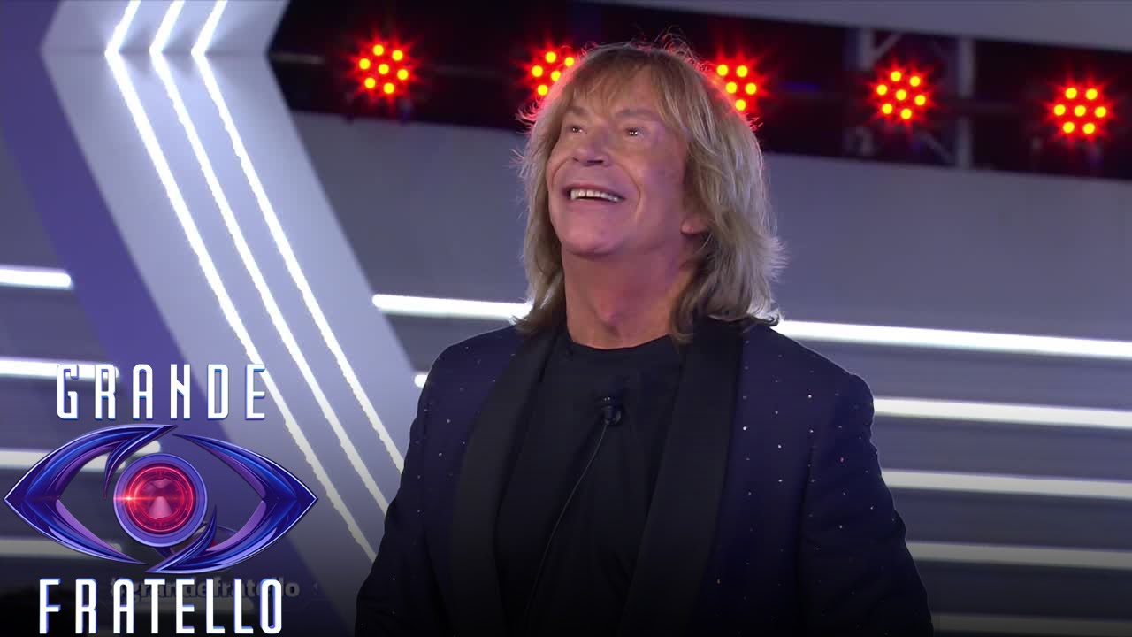 Grande Fratello - Enzo Paolo Turchi fa il suo ingresso nella Casa