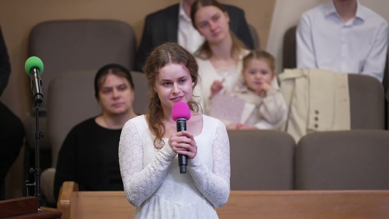Нам кажется завтра... - Стихотворение