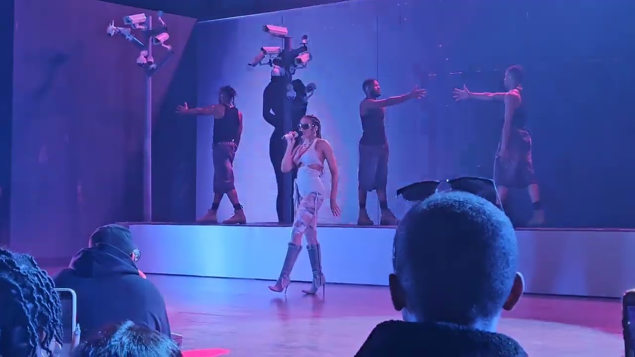 Tinashe - Getting No Sleep / When I Get You Alone / Needs (Live at the Match My Freak Tour - 11/4)