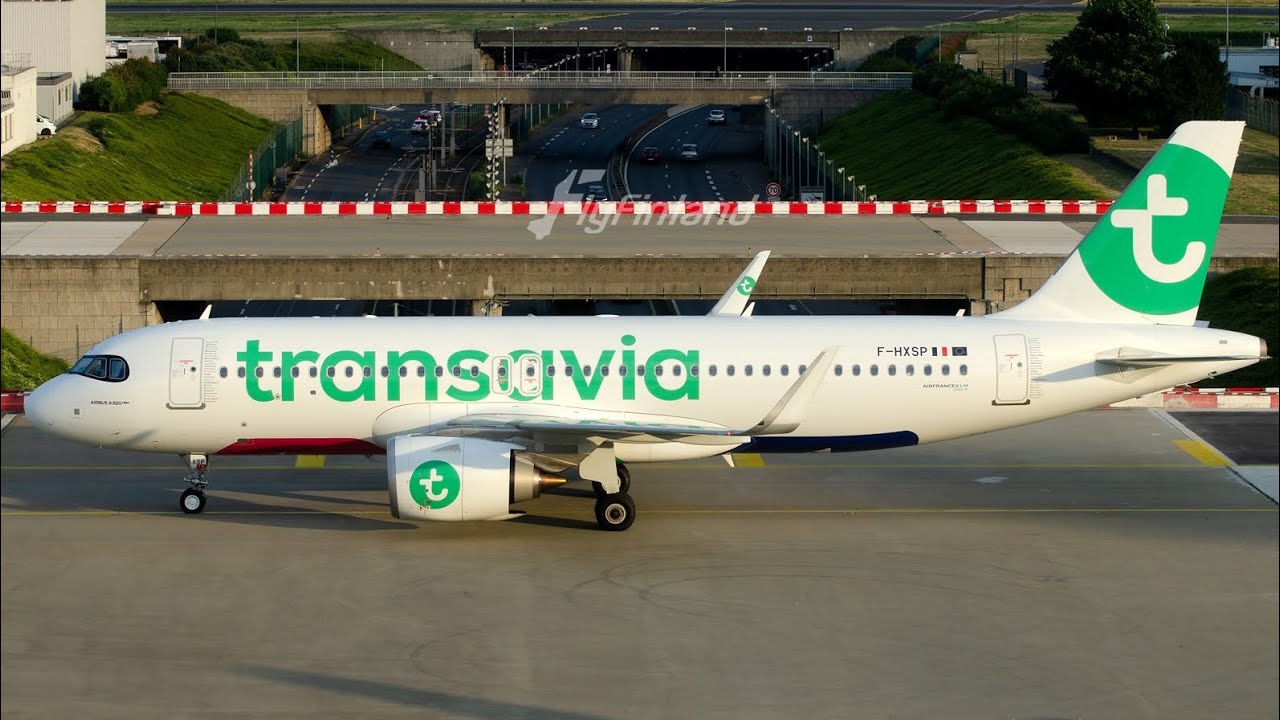 Transavia A320neo landing at Paris Orly terminal 3