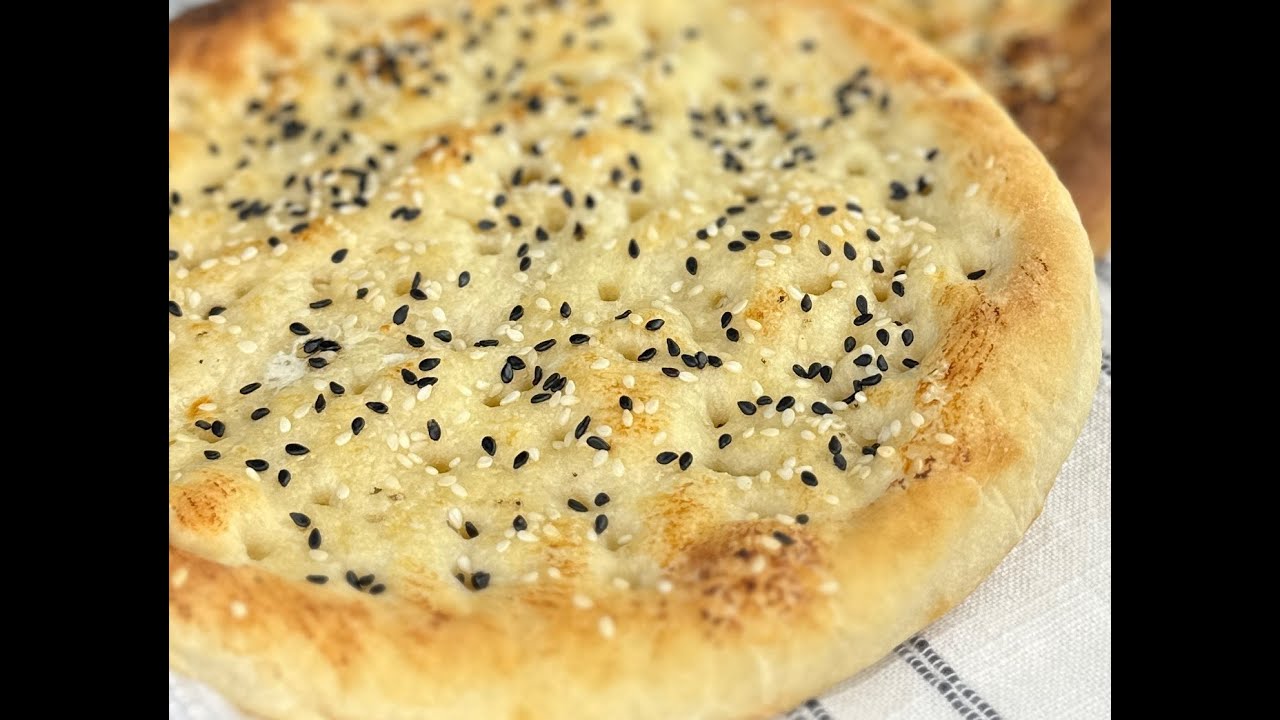 Best Kulcha Recipe | Homemade Naan Bread | Authentic Lahori Till wala Kulcha Recipe | لاھوری کلچہ