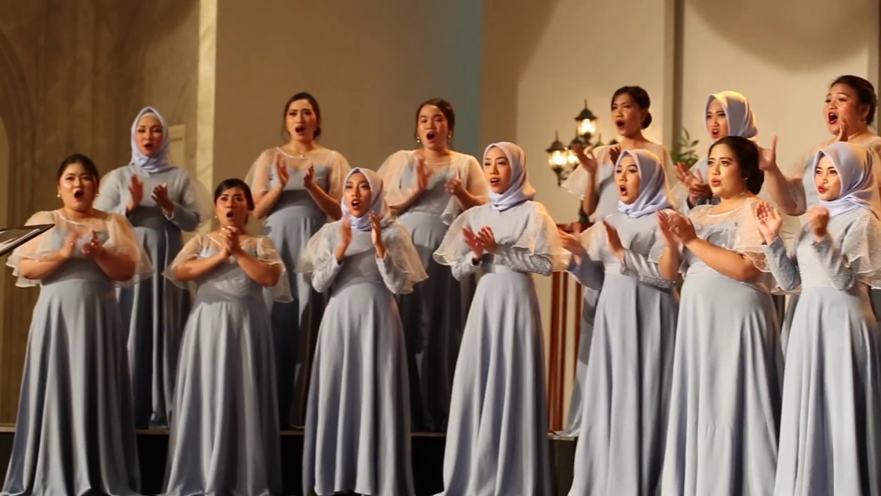 Paralumina - We Will Rock You (arr. Mark Brymer) | Quadrivium Concert