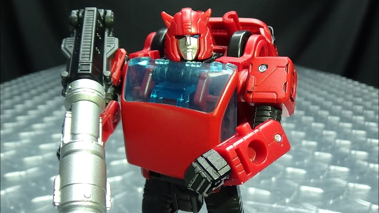Earthrise Deluxe CLIFFJUMPER: EmGo's Transformers Reviews N' Stuff
