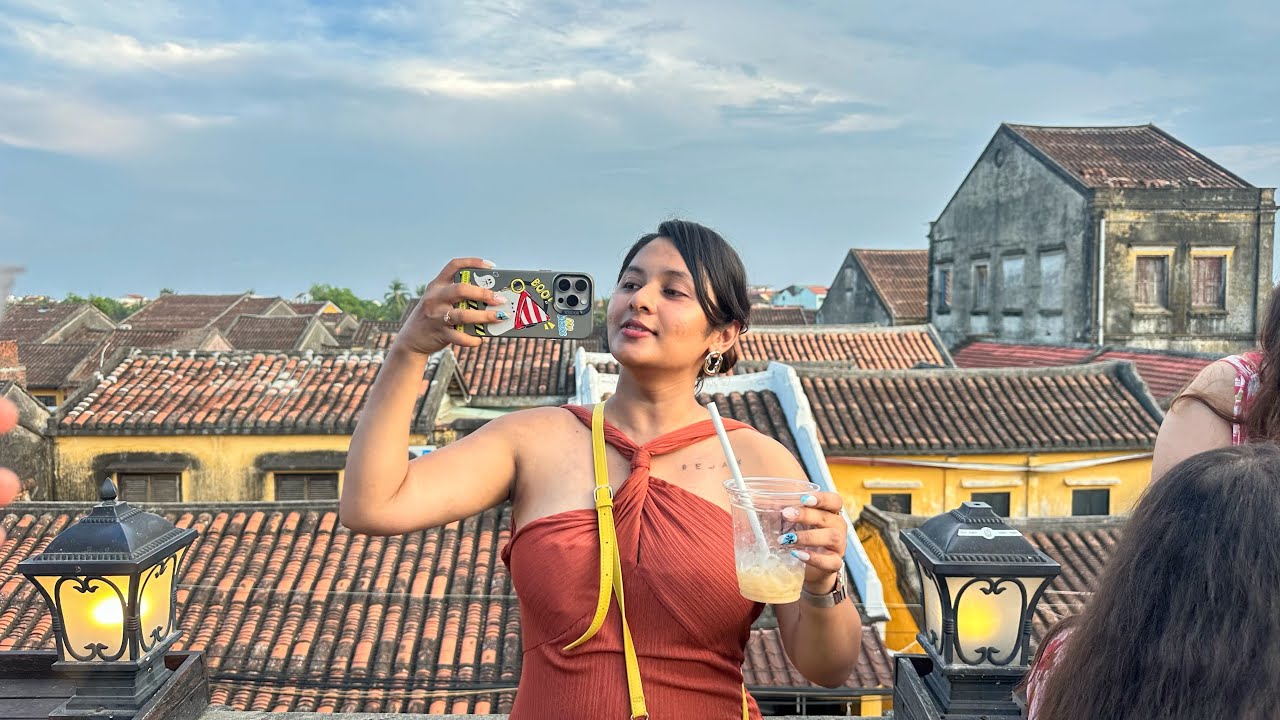 Must try food and Indian food in Hanoi, Vietnam! #bingelife #hanoi #vietnam