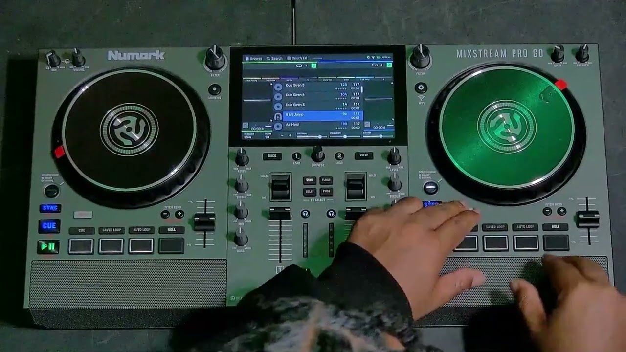Как использовать сэмплер в Mixstream Pro Go