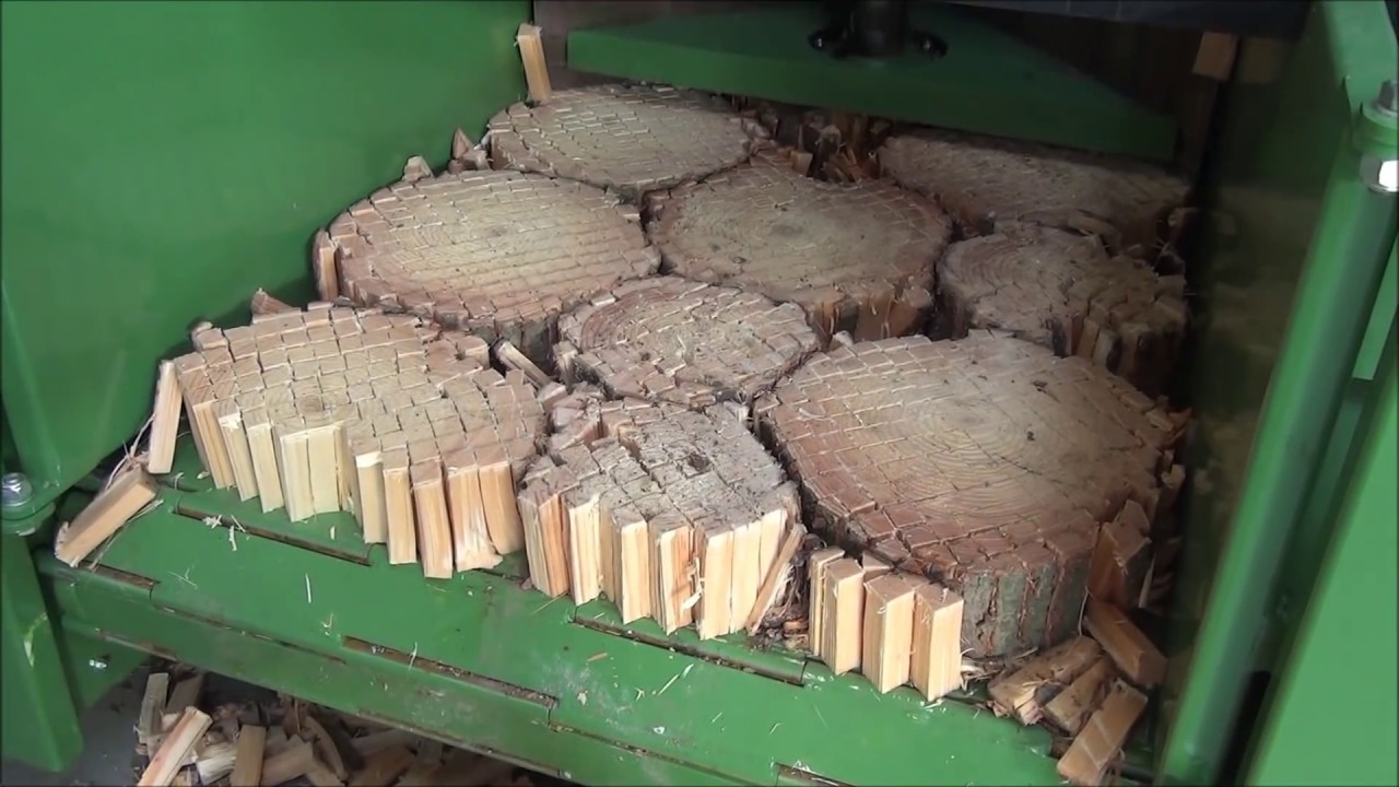 TB 900 Pezzolato firewood processor to produce kindling logs