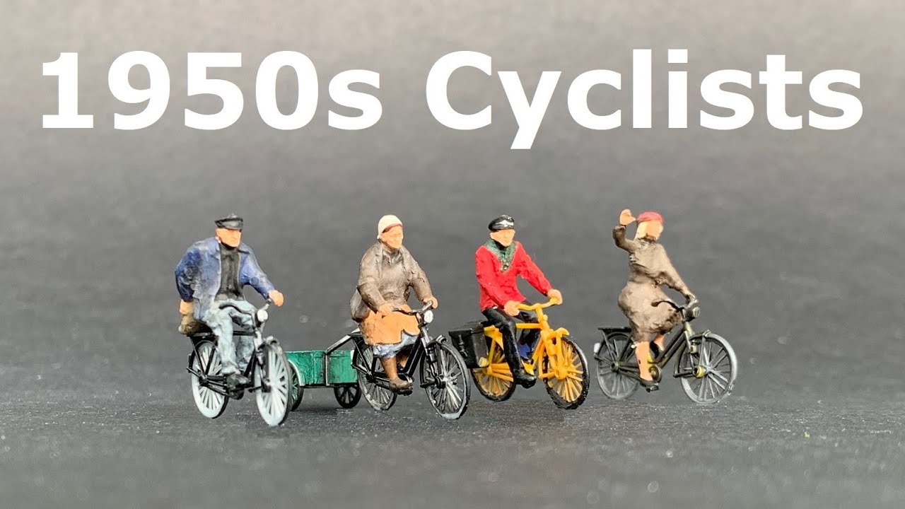 1950s Cyclists from Preiser - Unboxing and modifying
