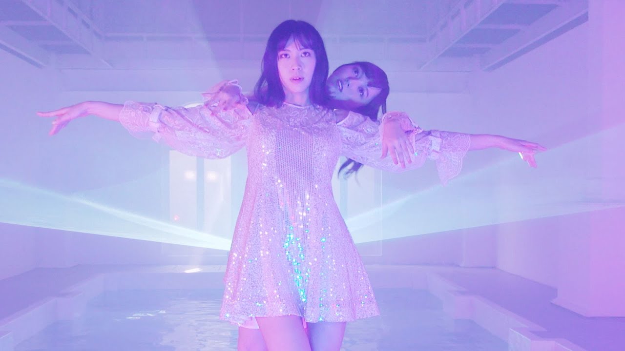 alom / サマーゾンビ