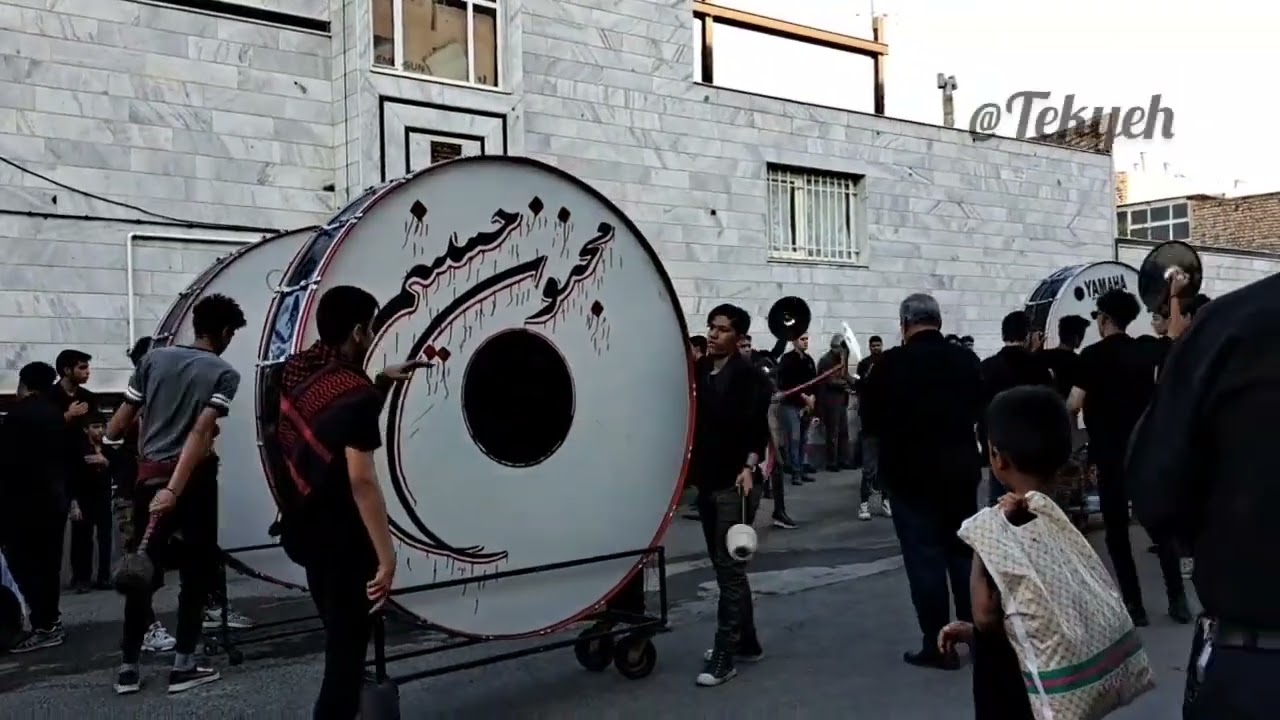 mourning of Imam Hussein in Iran _ زنجیرزنی محبان علی ابن ابیطالب بیرجند