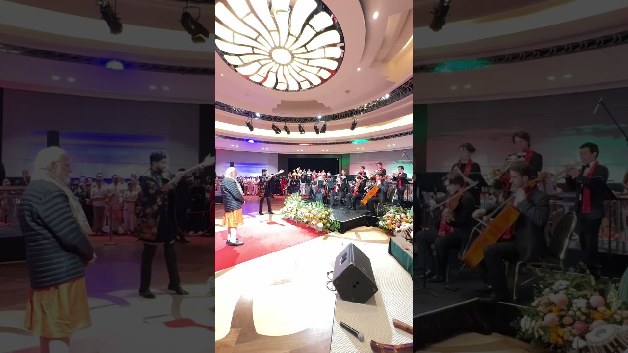 WONDERFUL presentation of &lsquo;Maa Tujhe Salaam&rsquo; by Australian-India Orchestra during PM Modi's welcome