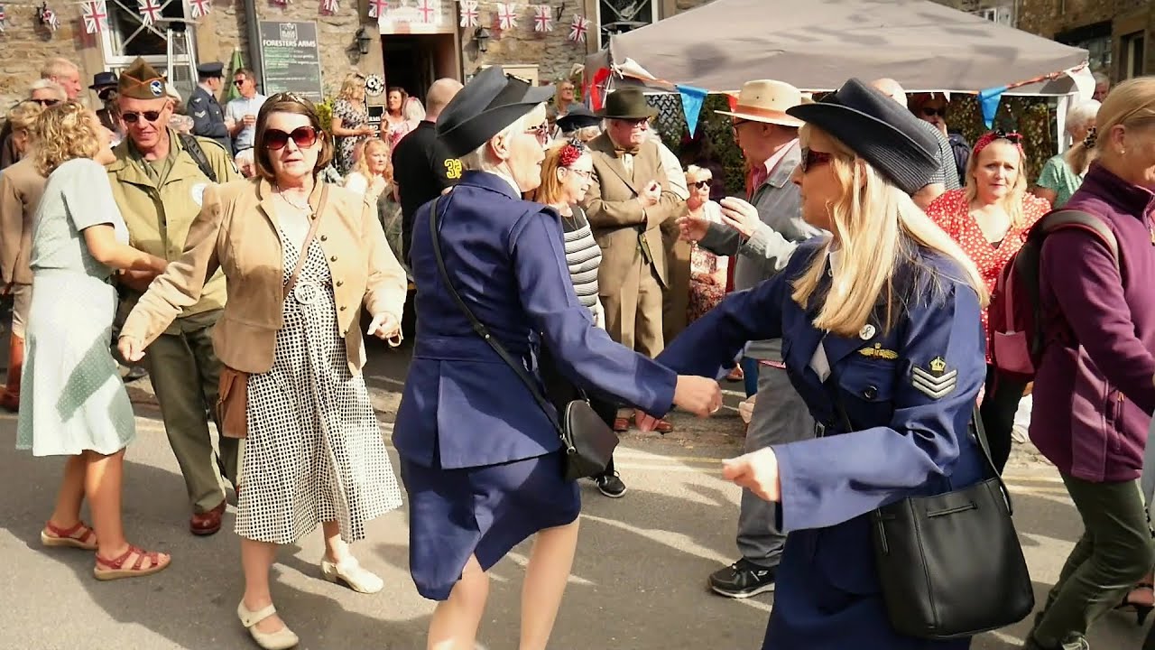 Grassington 1940's Weekend, 2022. Yorkshire Dales. More 40s Music/Dancing/Fashions. SELECT HD Qual'y