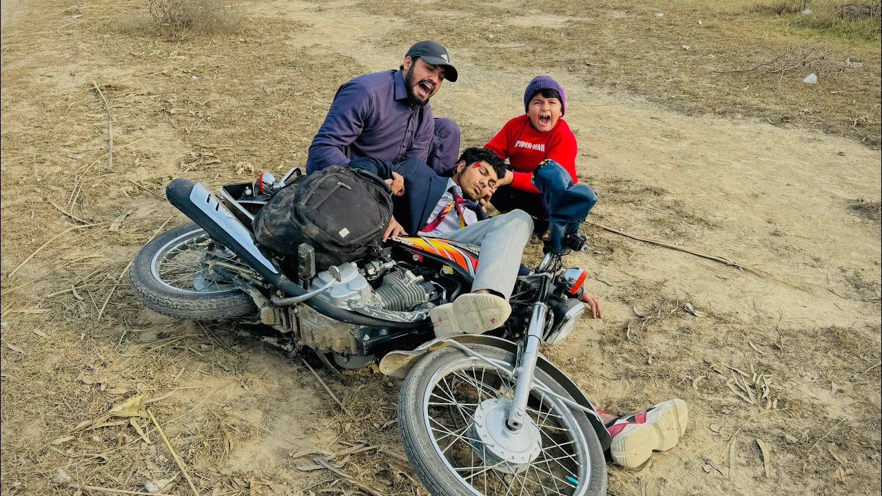 College sy aty howy Abdullah ka Bike Accident ho gaya 🥺 ||