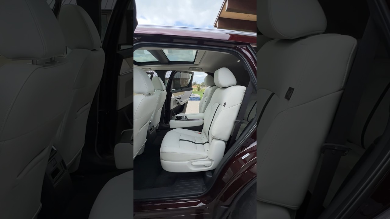 Mazda CX-90 Raises The 3-Row SUV Benchmark!