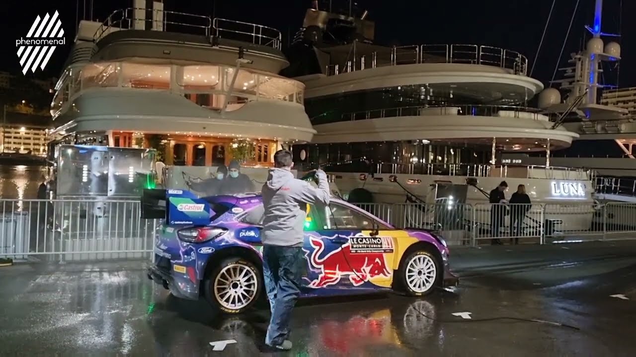 Rallye Monte Carlo 2022 - WRC Rally1 cars get quick wash after first two night stages