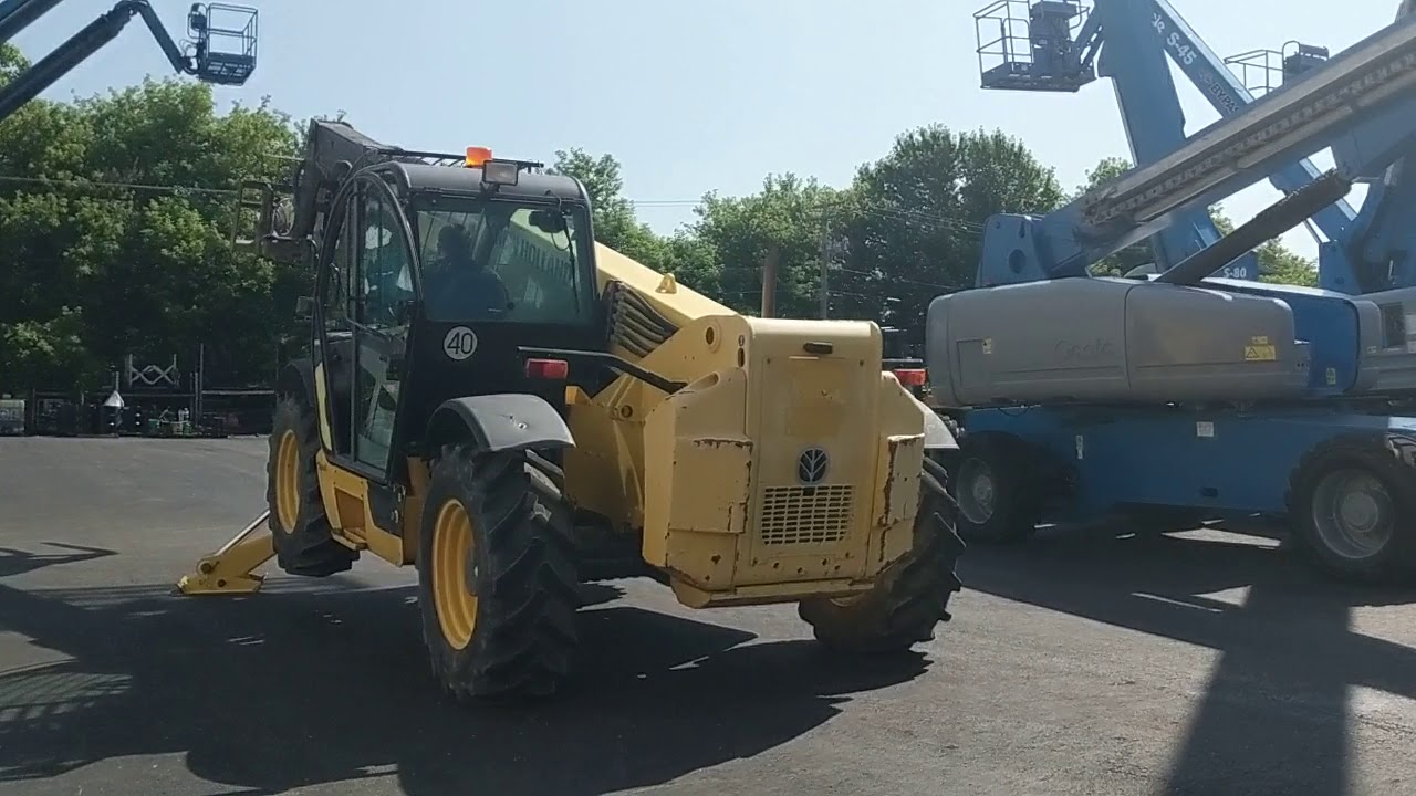 New Holland LM1445