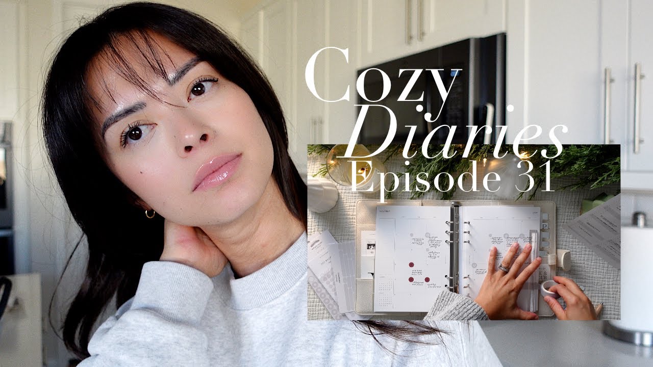 Cozy Vlog Ep. 31 | Christmas Decorations, Cooking, New Hair, December Plan with Me