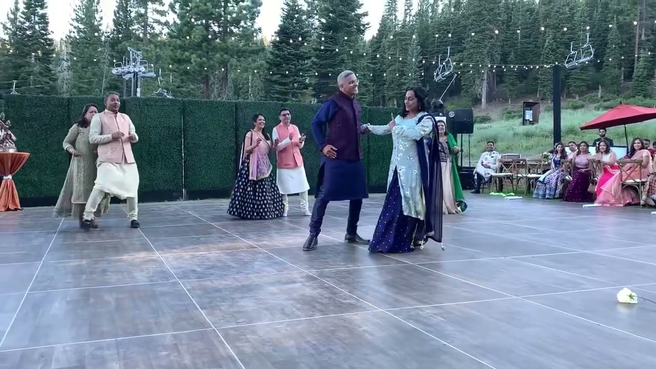 Uncle Aunty Dance at Kaveeta and Chirag’s Sangeet