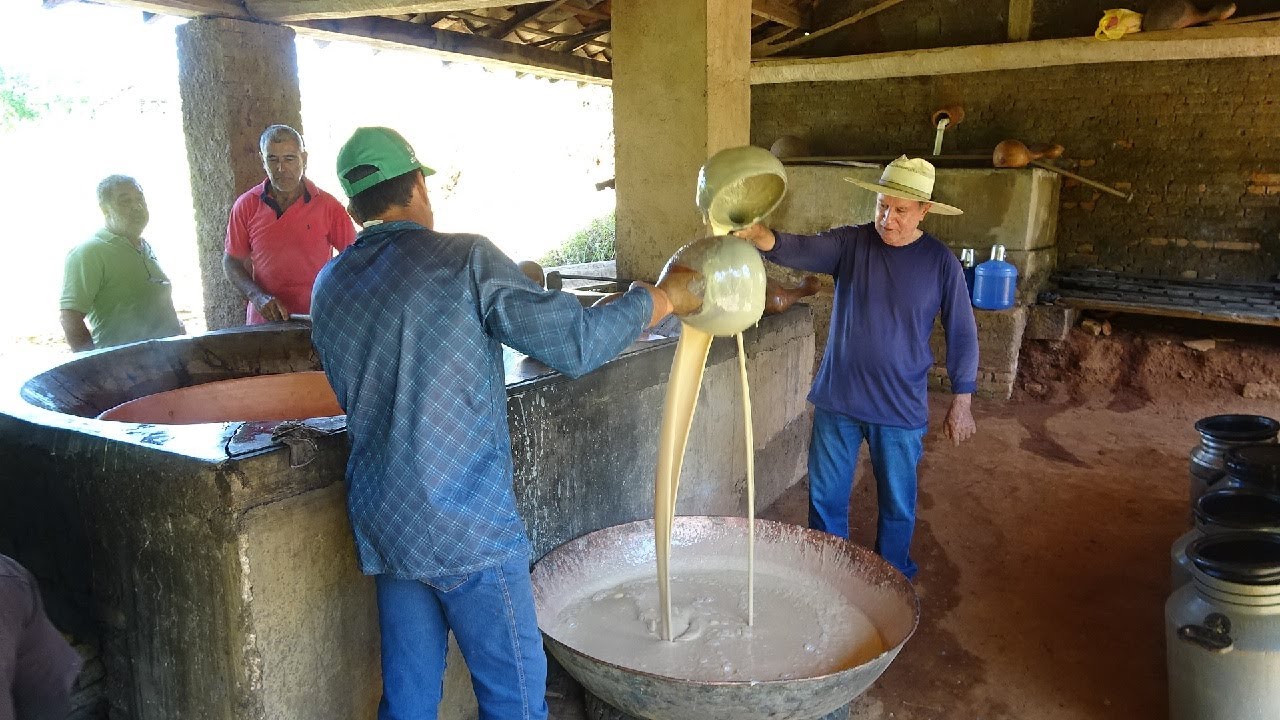 DOCE DE LEITE FEITO NO TACHO DE ENGENHO