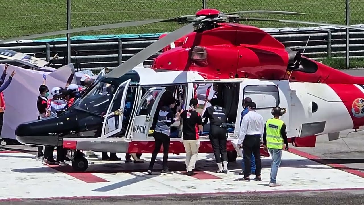 Jose Antonio Rueda (Red Bull KTM Ajo) were taken to Hospital KL by Maritim Malaysia helicopter  😢