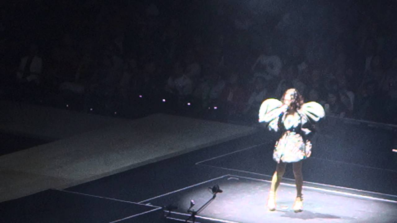 關淑怡 x 黃耀明   三千年前   @2016 Shirley Kwan concert 關淑怡25演唱會