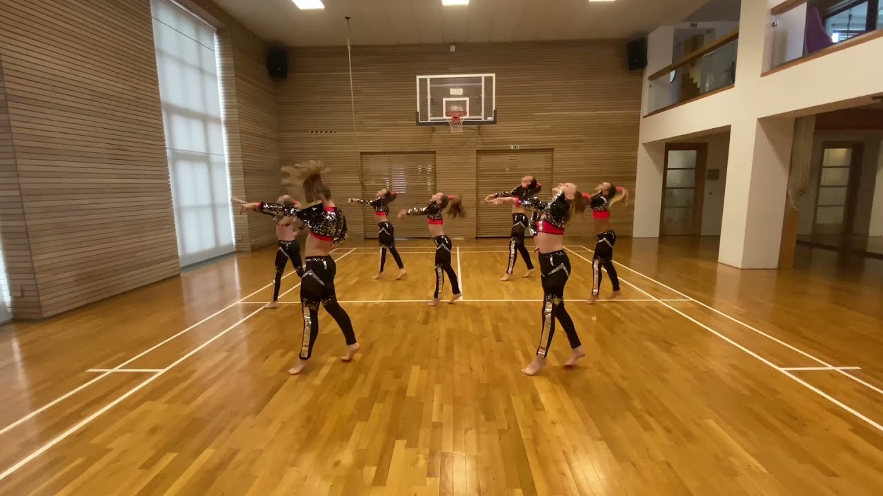 DISCO DANCE SMALL GROUP - SHINING STARS