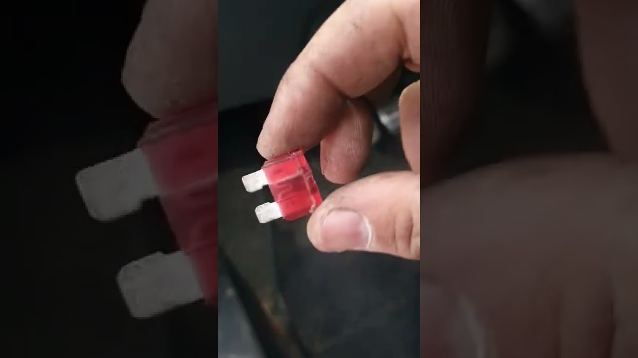 farol de milhas do Fox não funciona, defeito curioso ....