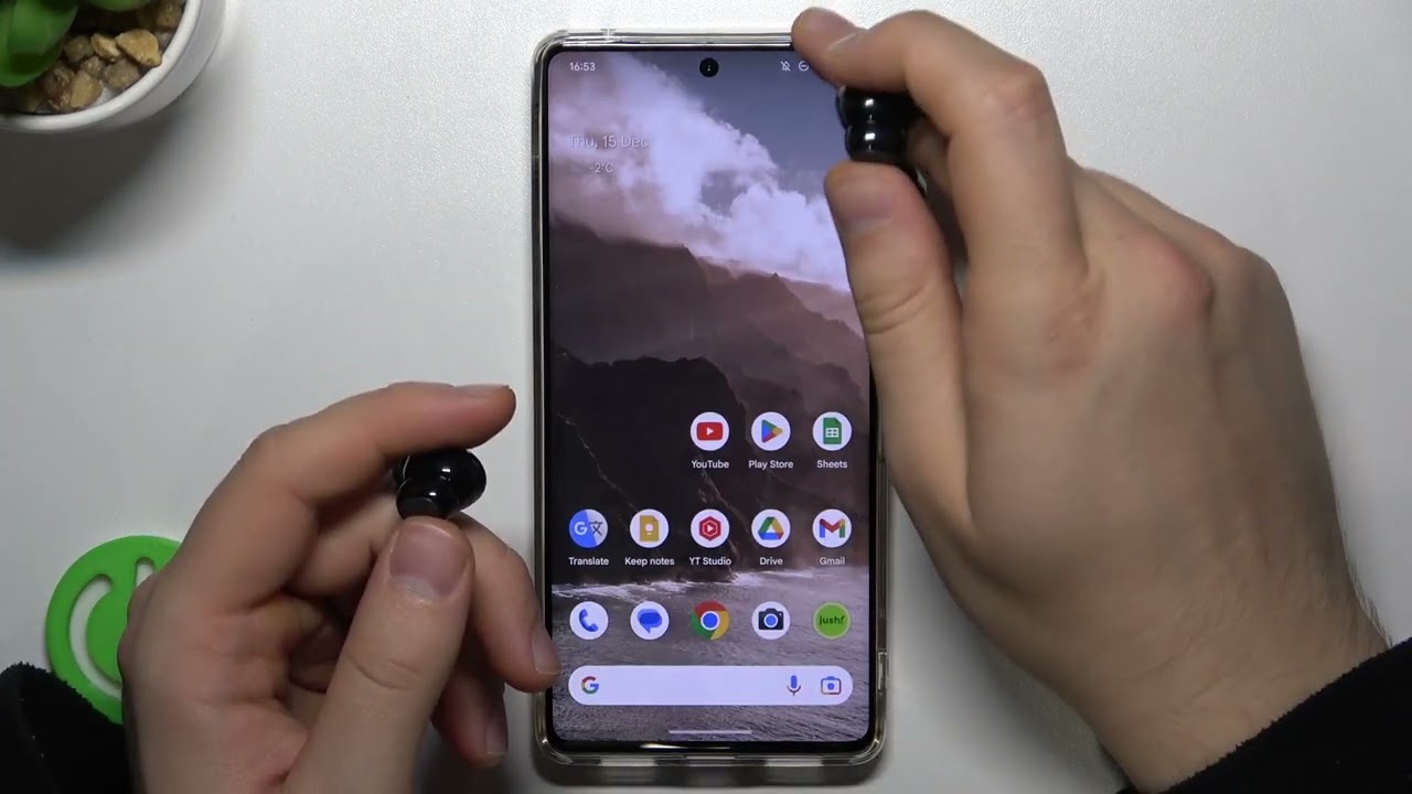 How to Power On & Off Manually Anker SoundCore Life P2i?