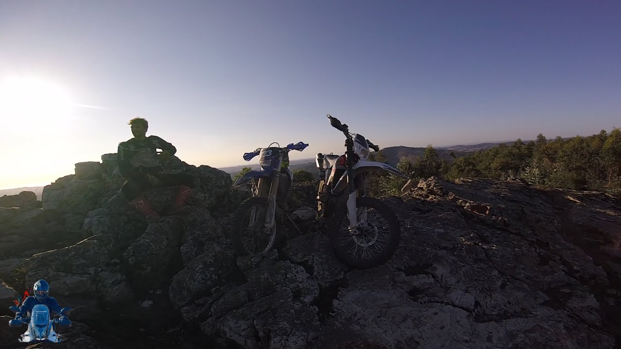 AJP PR5 250 VS Yamaha WR250F