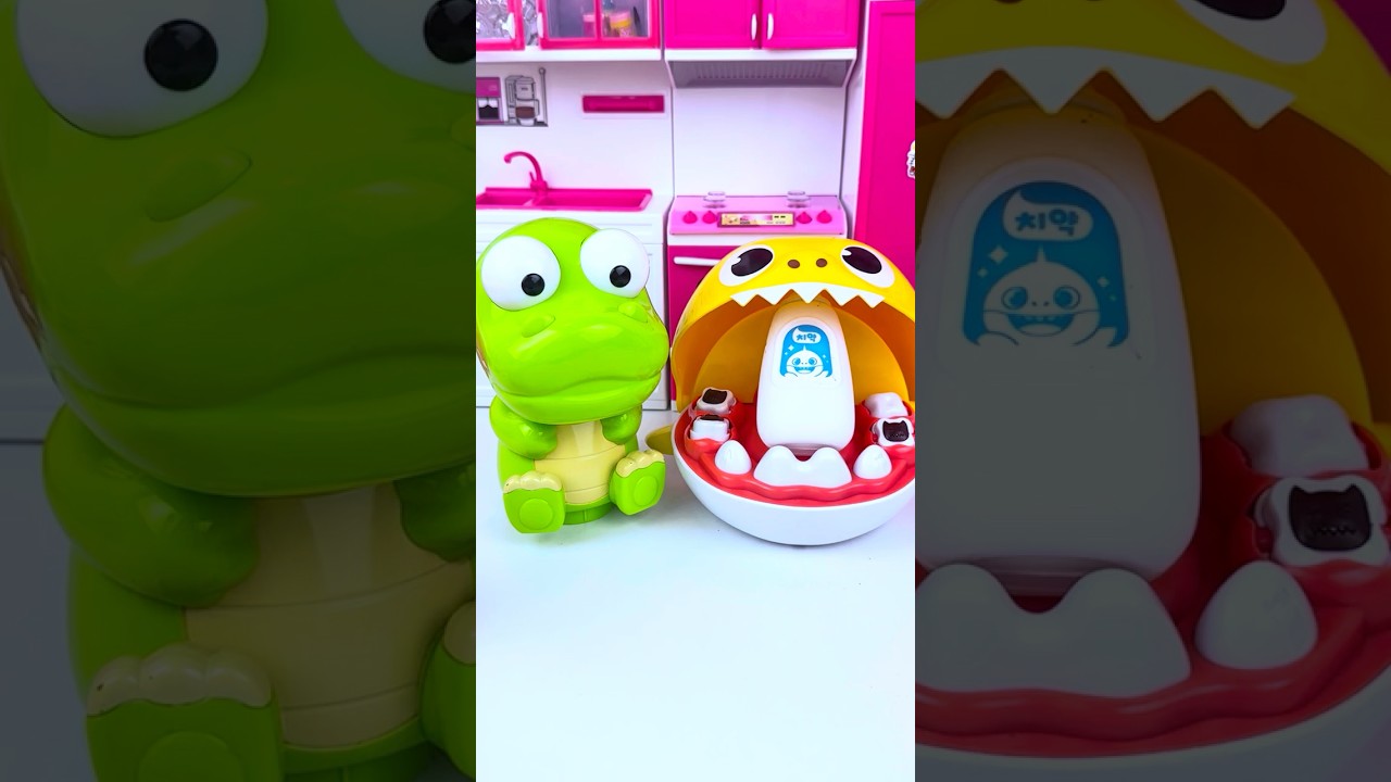 ASMR Unboxing Pororo & Funny Shark Bath Toy | Satisfying Toy Sound with Simba ASMR #shorts