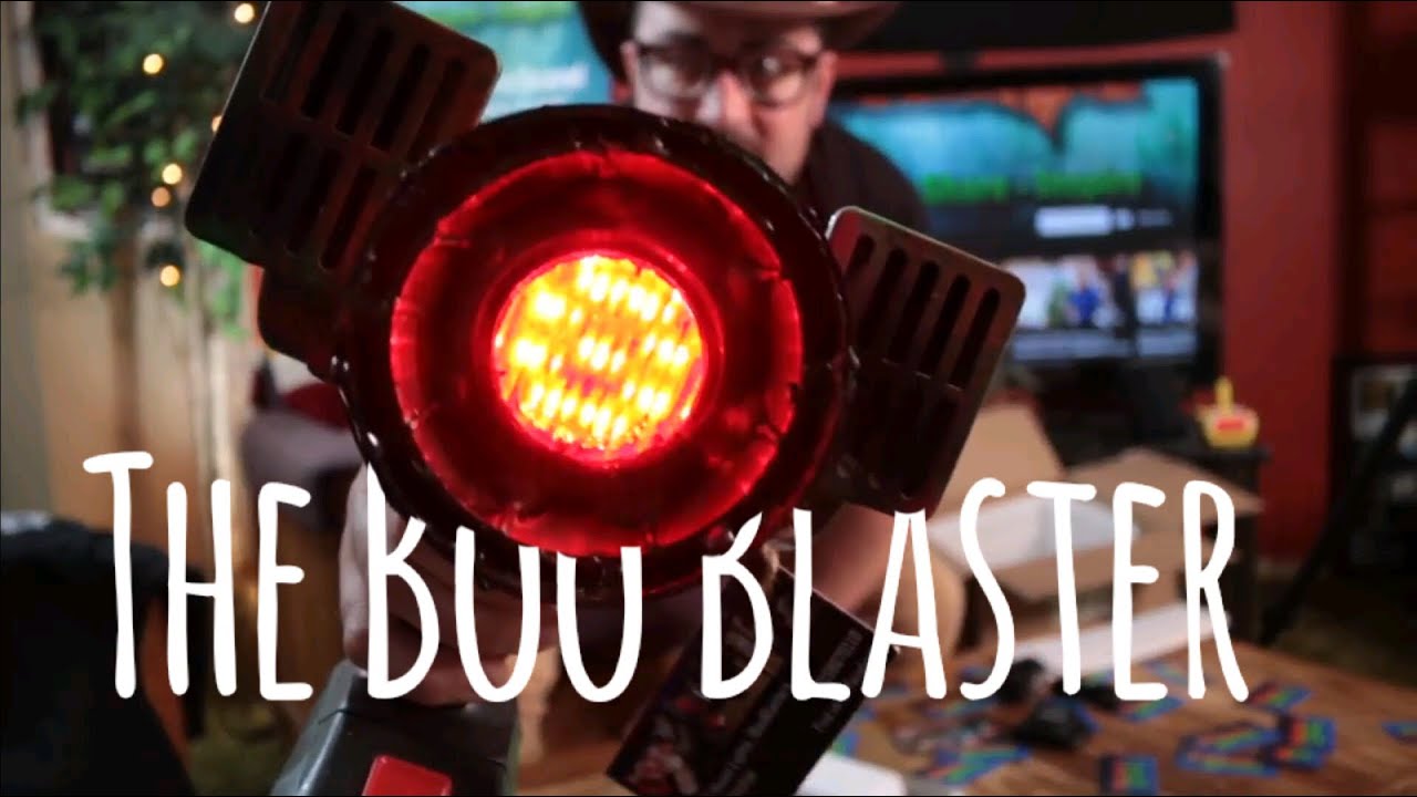 🦇Unboxing And Review of a Boo Blaster Scare Gun | LED Haunt Lights Boo Blaster Haunt Gun