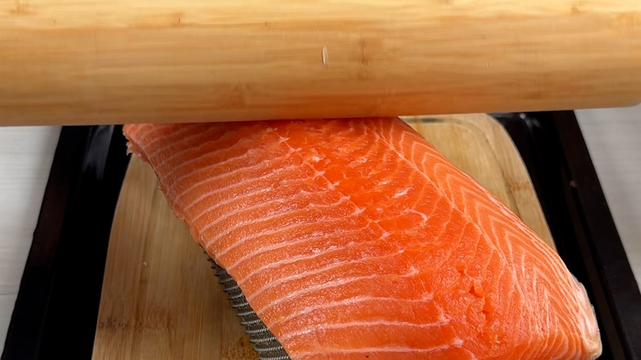 Um truque genial para cozinhar salmão que todos deveriam saber