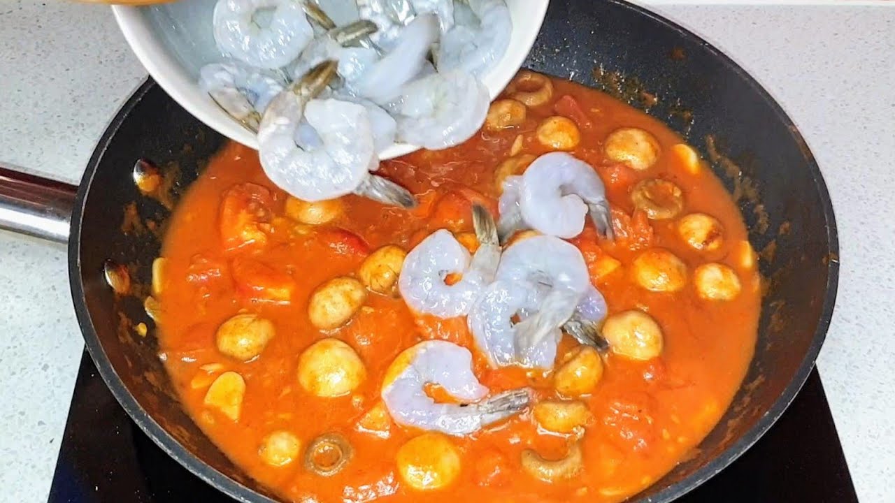 Delicious Prawn/Shrimp sautee Recipe. Easy to Cook. Ideal Dinner  Meal...