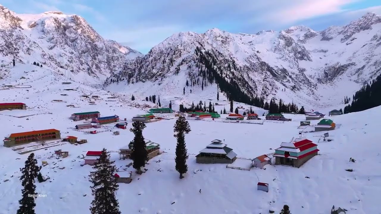 Jahaz Banda Covered in Snow ❄️ | Winter Wonderland in Kumrat Valley