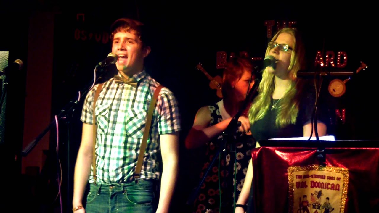 Live This Life (Live) - Folkus