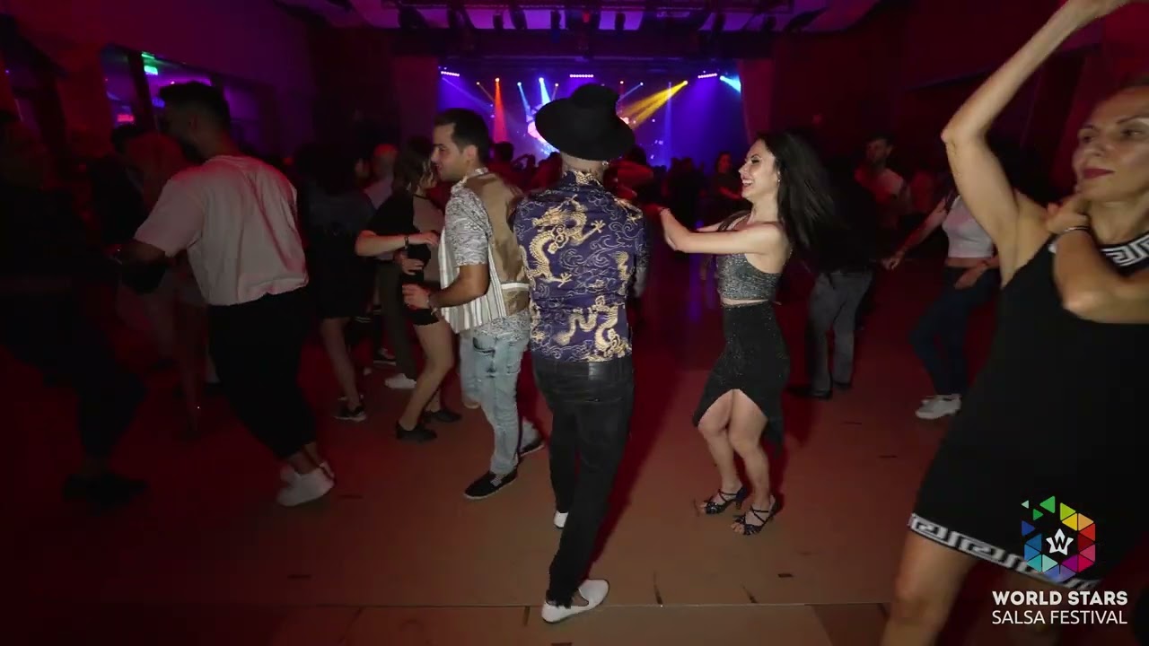 Adrian & Evelina Petrova - Social dancing | World Stars Salsa Festival 2022 (Albena, Bulgaria)