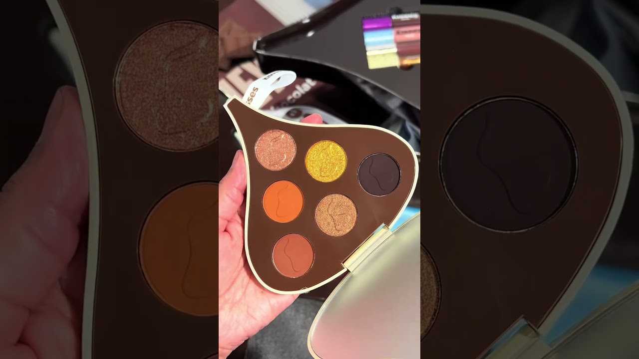 Sweet holiday deal! Get the official kisses PR box for $50 now