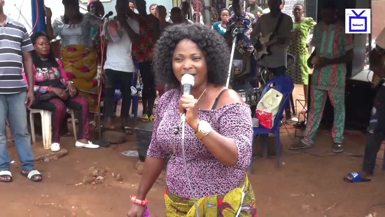AKIOKIO, SISTERNKECHI & CHRISTIAN OSAGWU LIVE IN OKPARAUKWU OF IDUMUESAH'S FUNERAL(IETV)