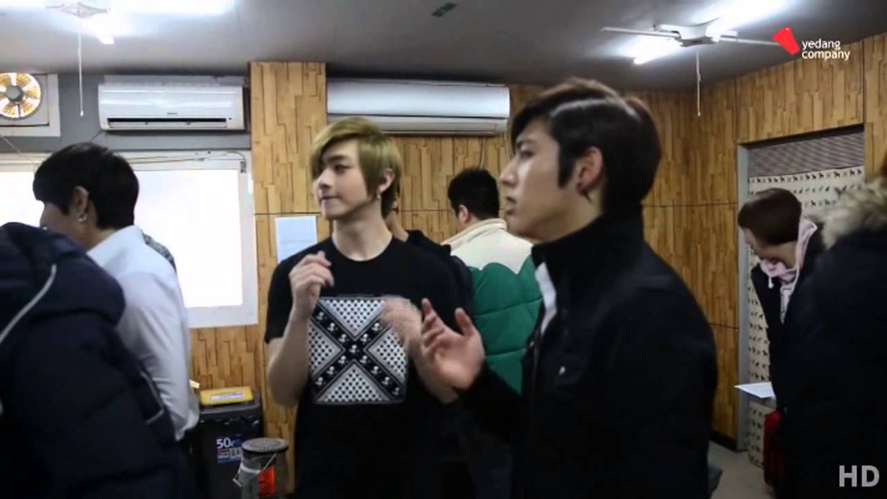 C-CLOWN - 'Shaking Heart' Photo Shooting & MV Making