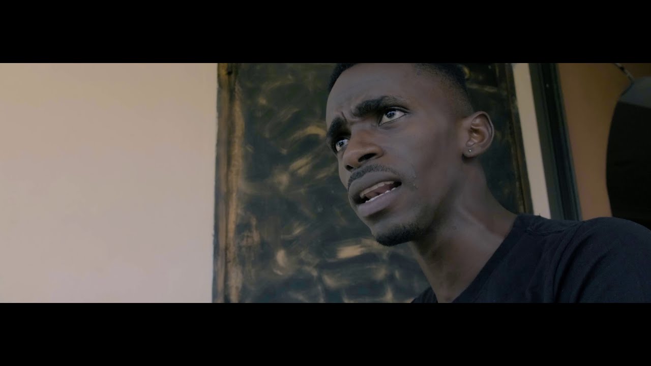 DOC VLA -  M'PAP BAY  ( OFFICIAL VIDEO )