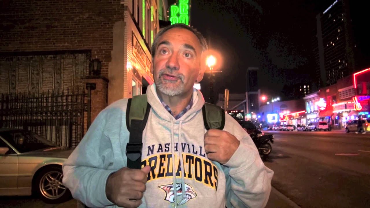 Life saved - Nashville Homeless man gets Backpack Bed