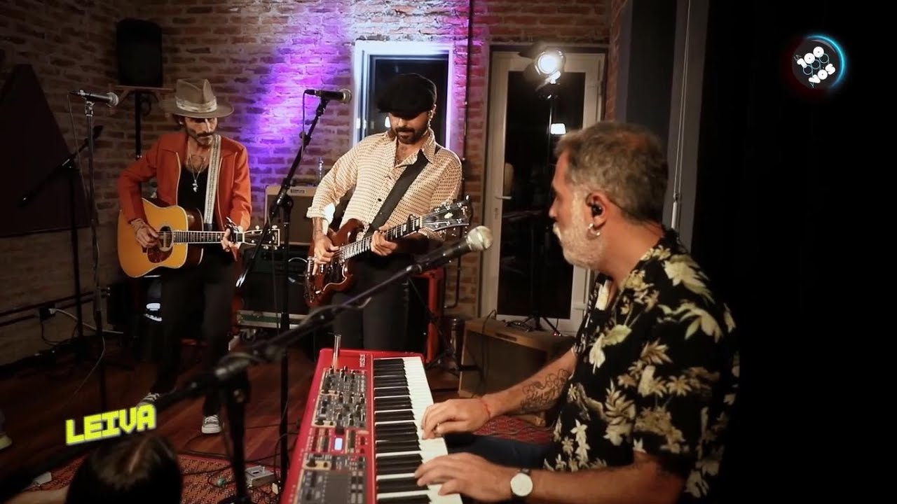 Hist&eacute;ricos (Leiva, ac&uacute;stico)