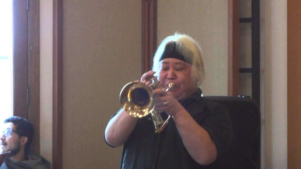 Eric Miyashiro rehearsing Knee Deep in Rio - Speakin´ Jazz Big Band