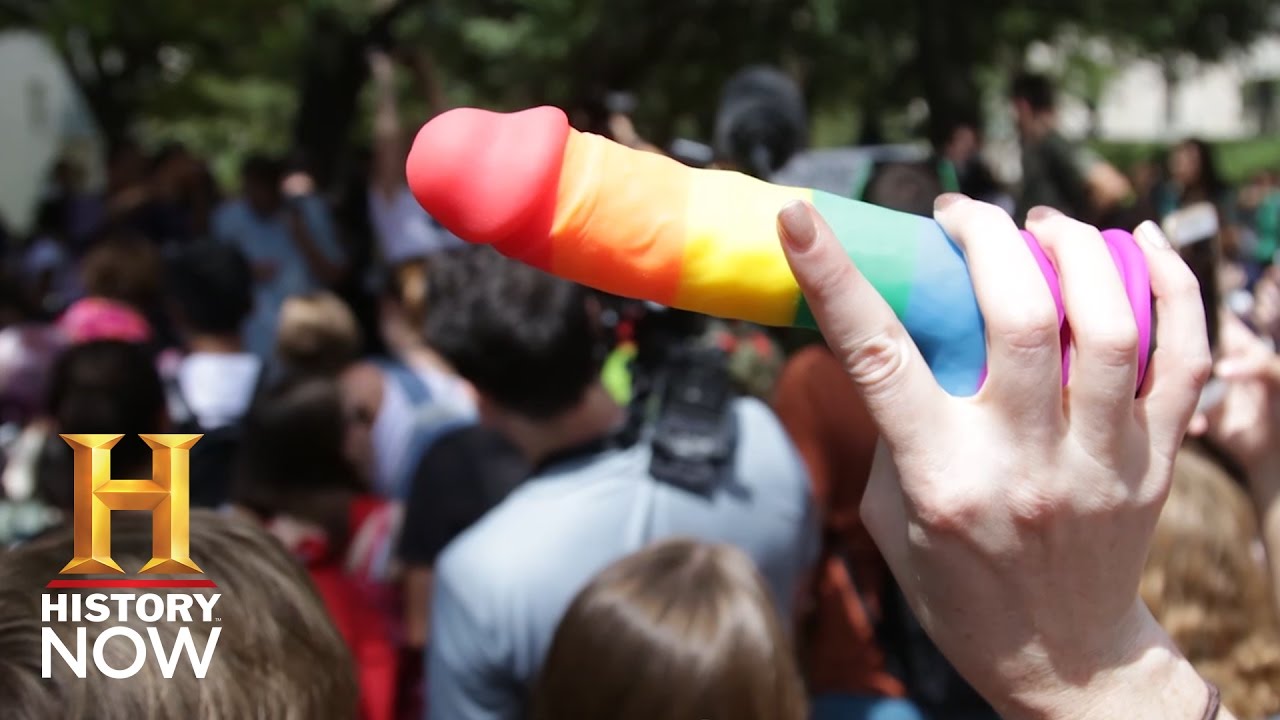 Texas Students Are Handing Out Dildos to Protest Campus Carry Laws I History NOW