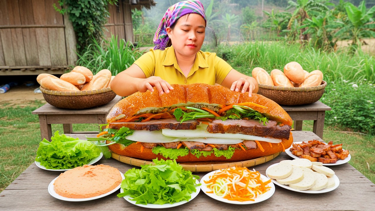 How to Make Yummy Vietnames Banh My (Bread) - Bring them to Market to Sell