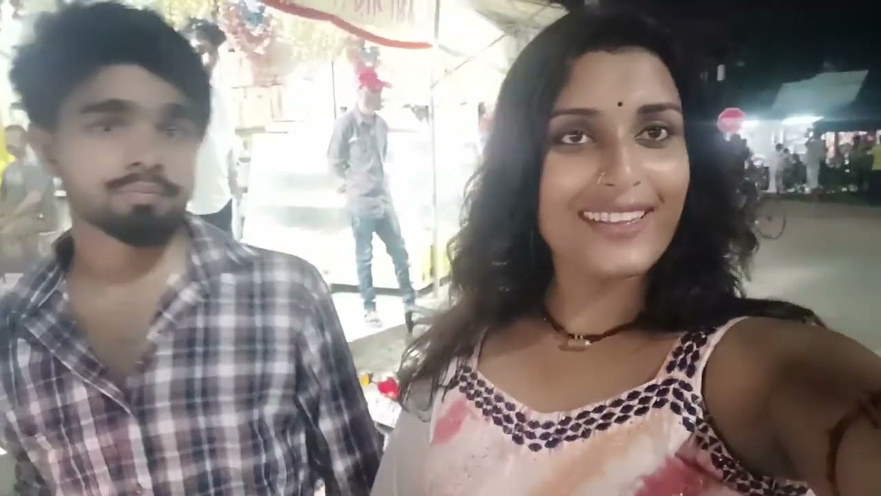 Soni kumari apna boyfriend ka sath gai resturant