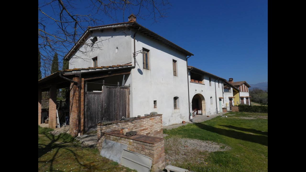 ASTA COMPLESSO RESIDENZIALE IN AREZZO LOC  SAN GIOVANNI VALDARNO RF 62 2017