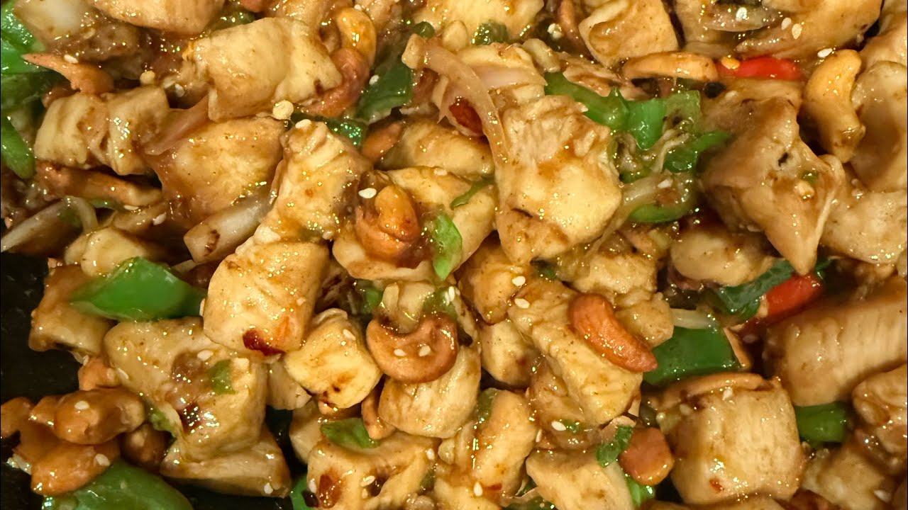 Курица с кешью.