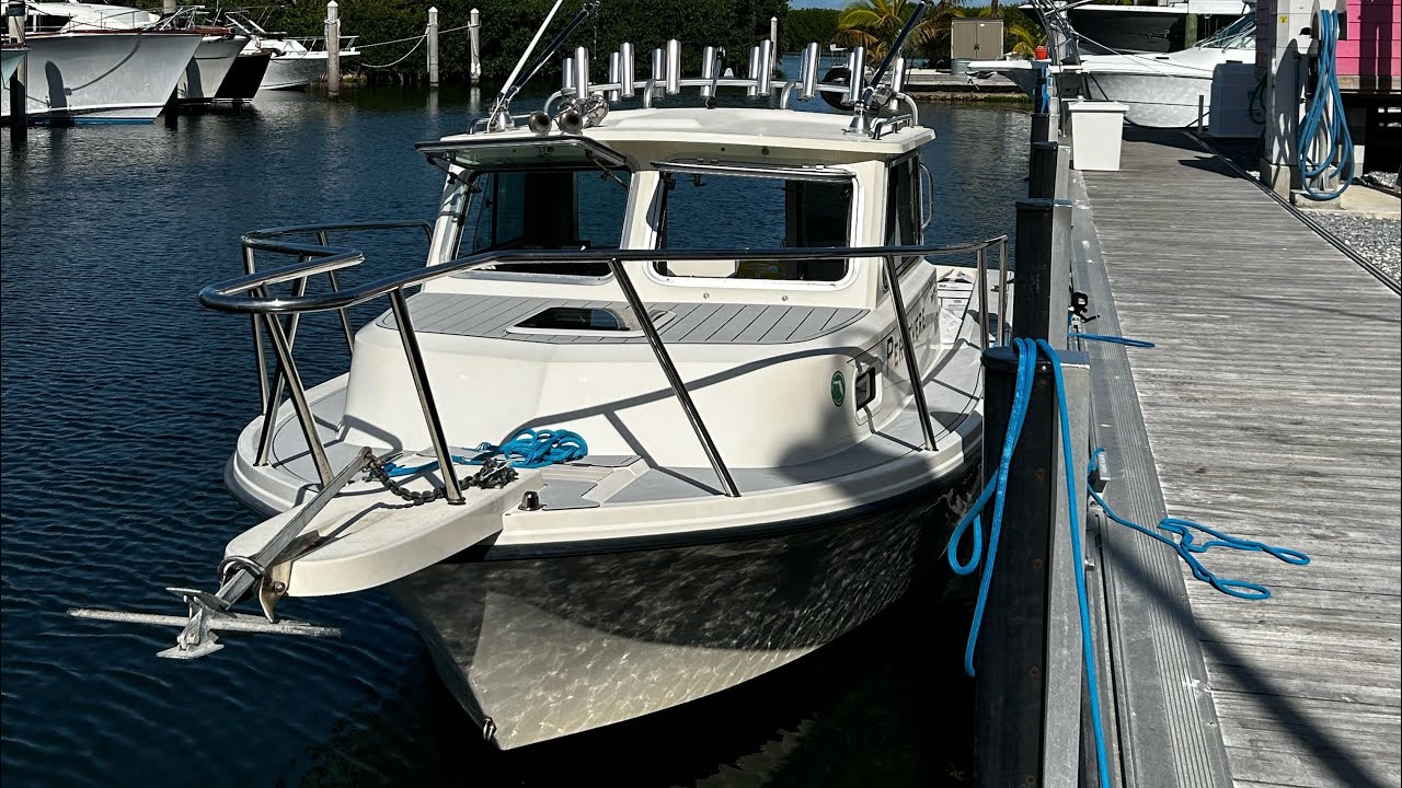 Walkthrough of my Fishing Charter Boat (21ft Parker Sport Cabin) Reel Conch Charters in Islamorada