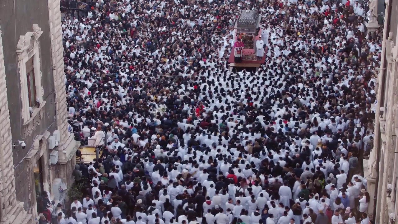 Festa di Sant'Agata: Messa dell'Aurora 2024 in diretta dalla Basilica Cattedrale Sant'Agata V.M. - C