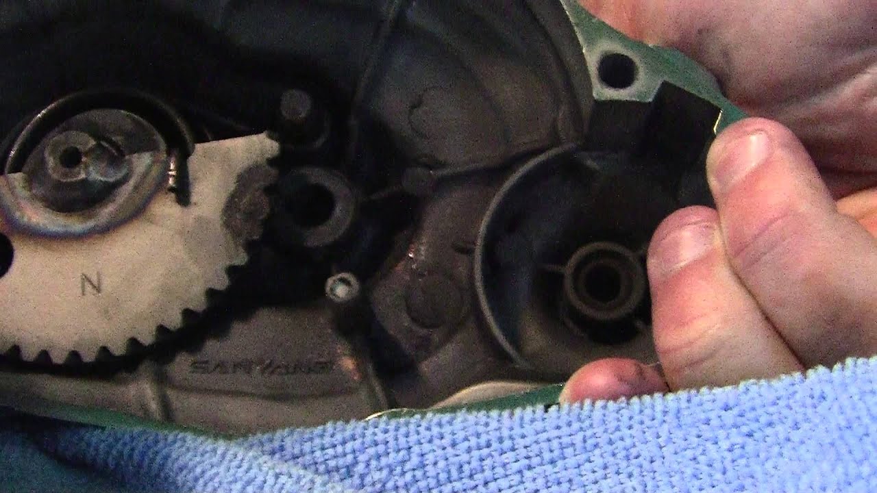 2- HOW TO FIX A JAMMED DIO/ ANY MOPED- KICK, STARTER OR GEAR